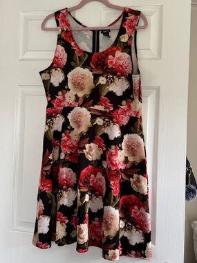 Rue21 Black Floral Sleeveless Mini Dress with Red and Cream Blooms